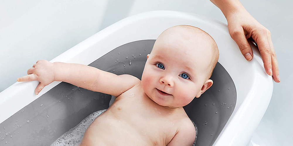 אמבטיה לתינוק - מידע שימושי לרחצה מושלמת!
