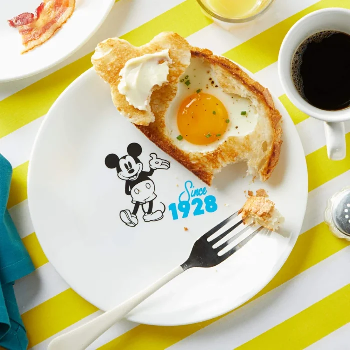 ⁦צלחת מנה ראשונה כחולה 21.5 ס"מ Mickey קורל⁩ – תמונה ⁦6⁩