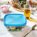 ⁦קופסת זכוכית 2 ליטר מרובעת עם מכסה כחול Duralex⁩ – תמונה ⁦2⁩